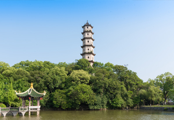 【浙江旅游双动四天】横店+南塘老街+江心屿 