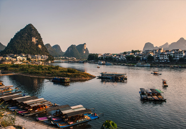 【桂林三日游】 兴坪漓江+象鼻山+银子岩+图腾古道+漓水古越+西街+刘三姐大观园+古寨