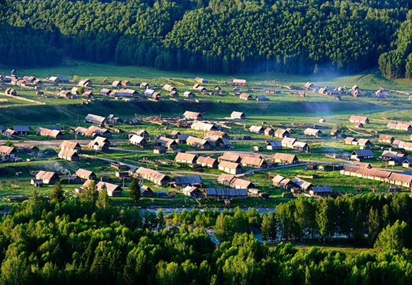 【新疆旅游双飞八日】北疆喀纳斯+禾木+白哈巴+五彩滩+魔鬼城+吐鲁番+天山天池